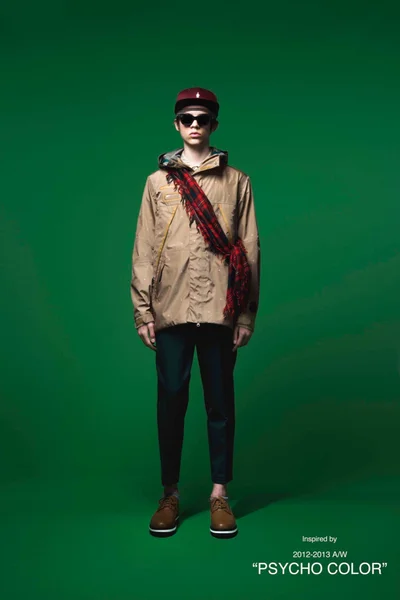 Look 30
